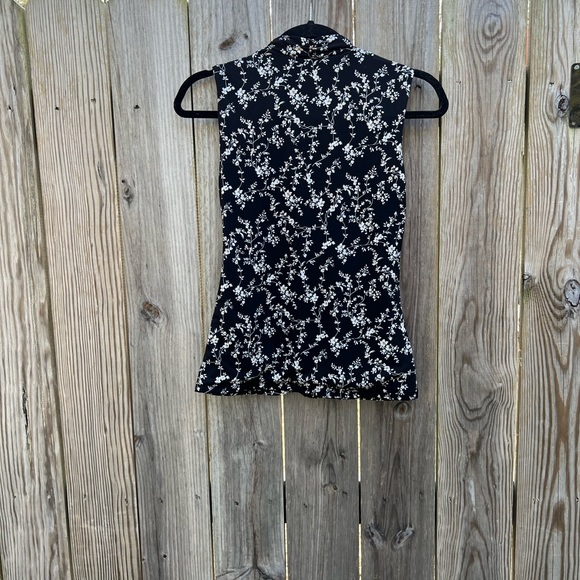 WHBM Black Floral Shell Top Blouse size XS - Picture 6 of 8